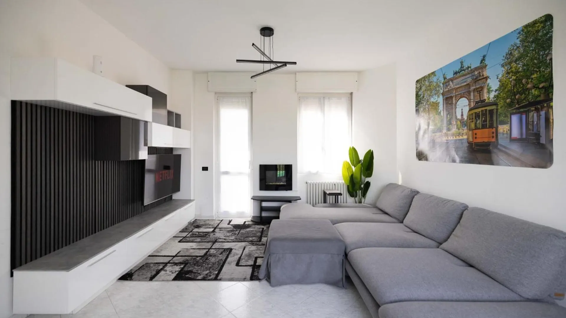 Spazioso Appartamento Con Terrazzo Navigli , Bocconi Milano